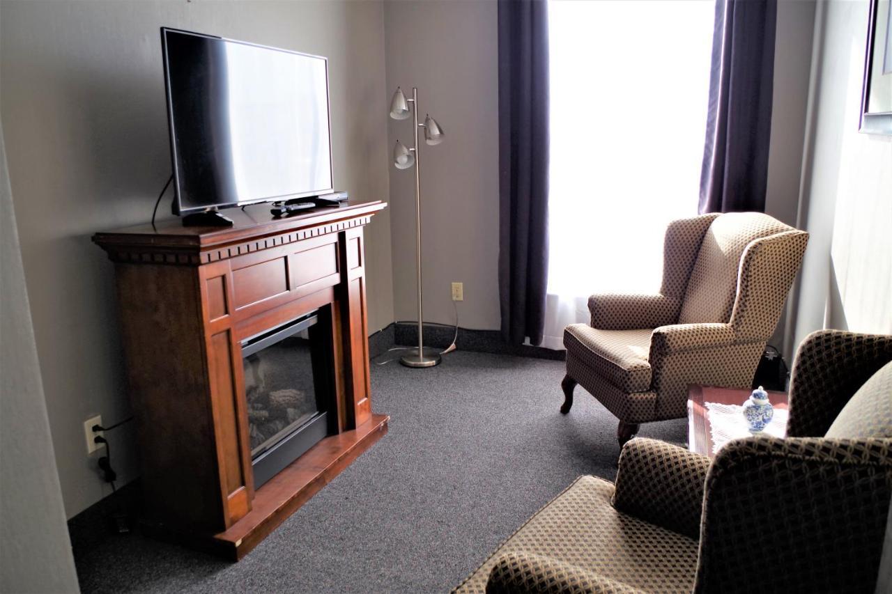 The City Motel Frédéricton Extérieur photo