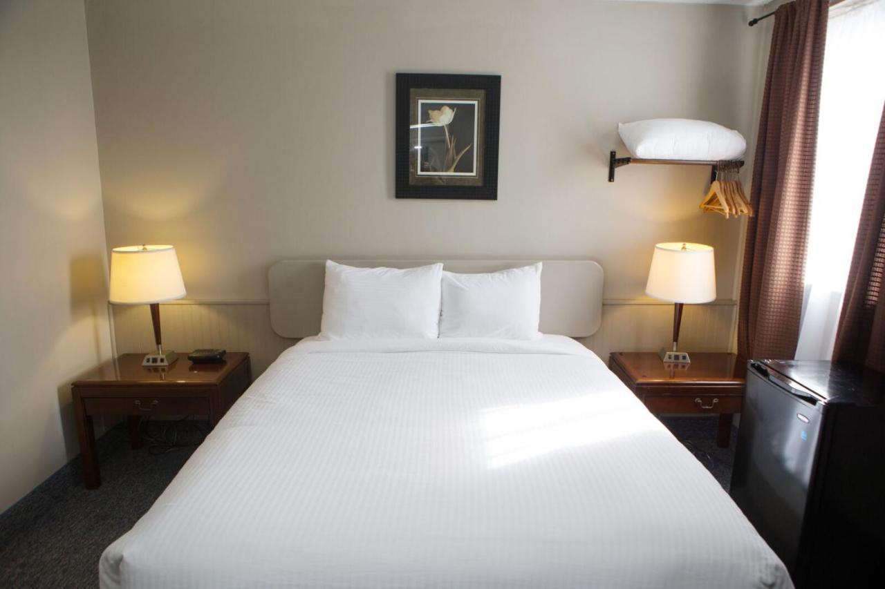 The City Motel Frédéricton Extérieur photo
